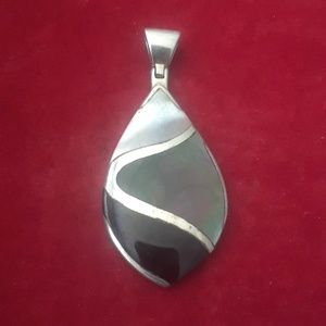 Multi stone pendant in silver